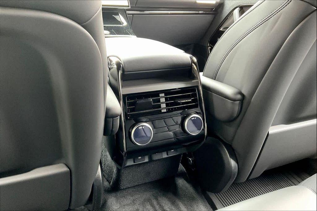 new 2025 Land Rover Range Rover Sport car, priced at $100,570