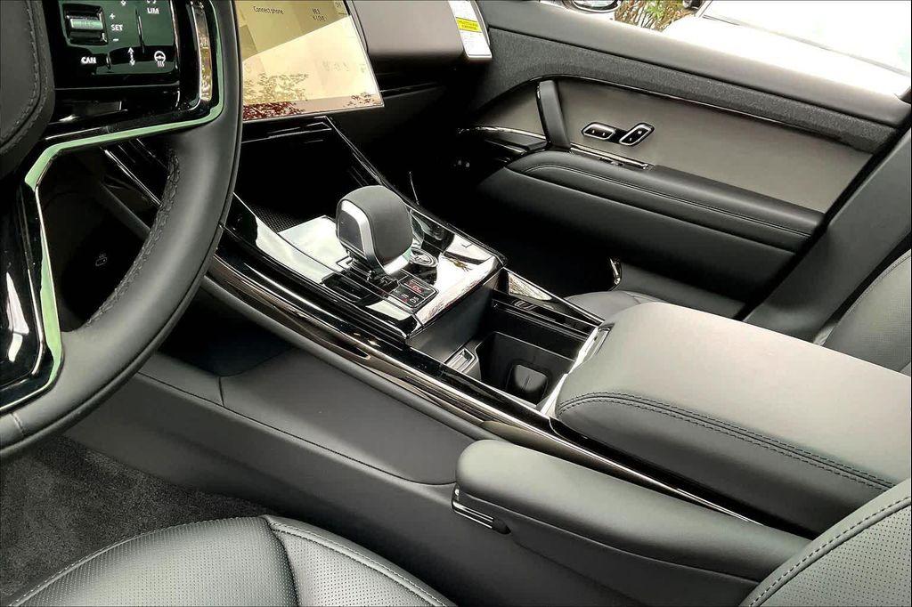 new 2025 Land Rover Range Rover Sport car, priced at $100,570