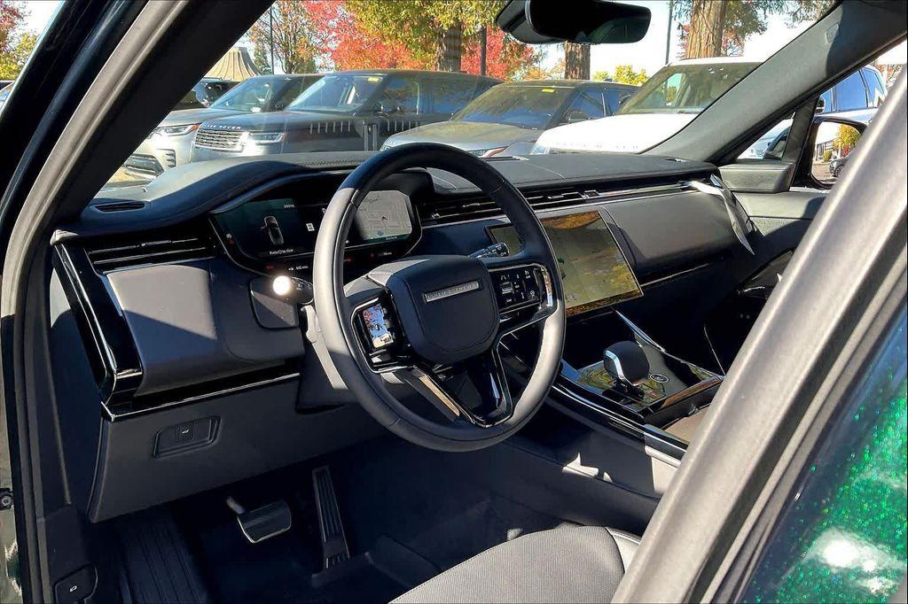 new 2025 Land Rover Range Rover Sport car, priced at $109,445