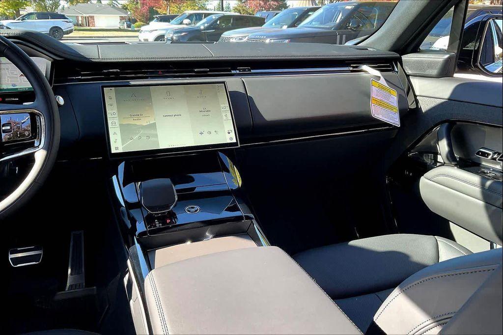 new 2025 Land Rover Range Rover Sport car, priced at $109,445