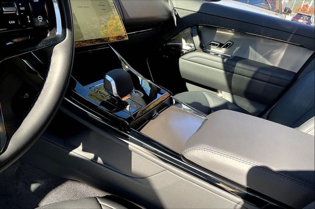 new 2025 Land Rover Range Rover Sport car, priced at $109,445