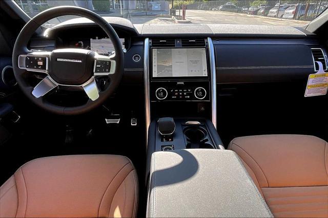 new 2025 Land Rover Discovery car, priced at $83,113