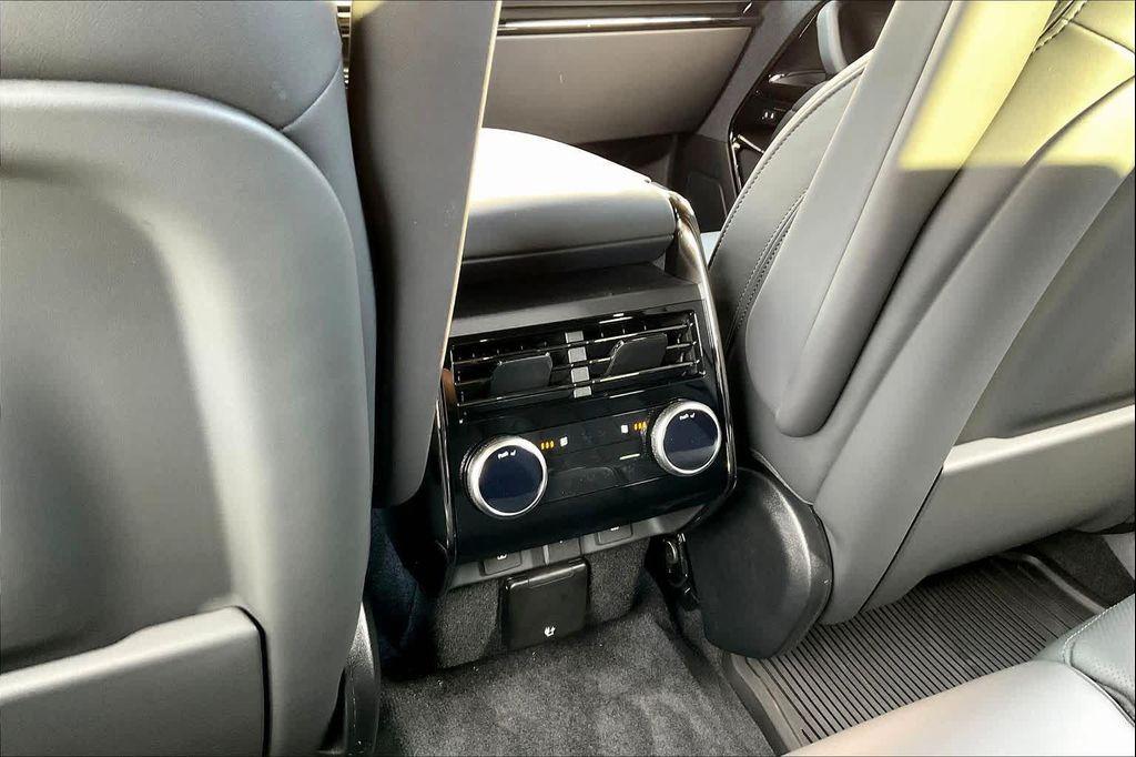 new 2025 Land Rover Range Rover Sport car, priced at $95,840