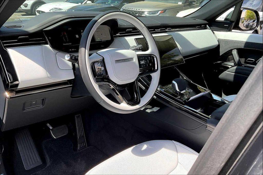 new 2025 Land Rover Range Rover Sport car, priced at $101,035