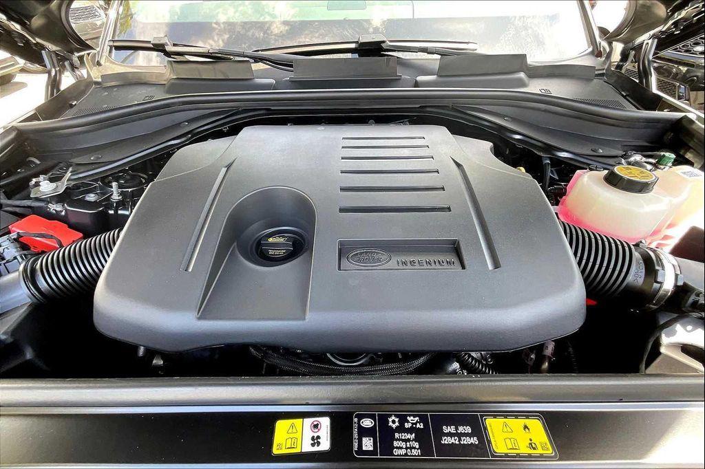 new 2025 Land Rover Range Rover Sport car, priced at $101,035