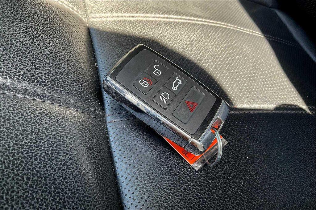 used 2021 Land Rover Range Rover Evoque car, priced at $26,998