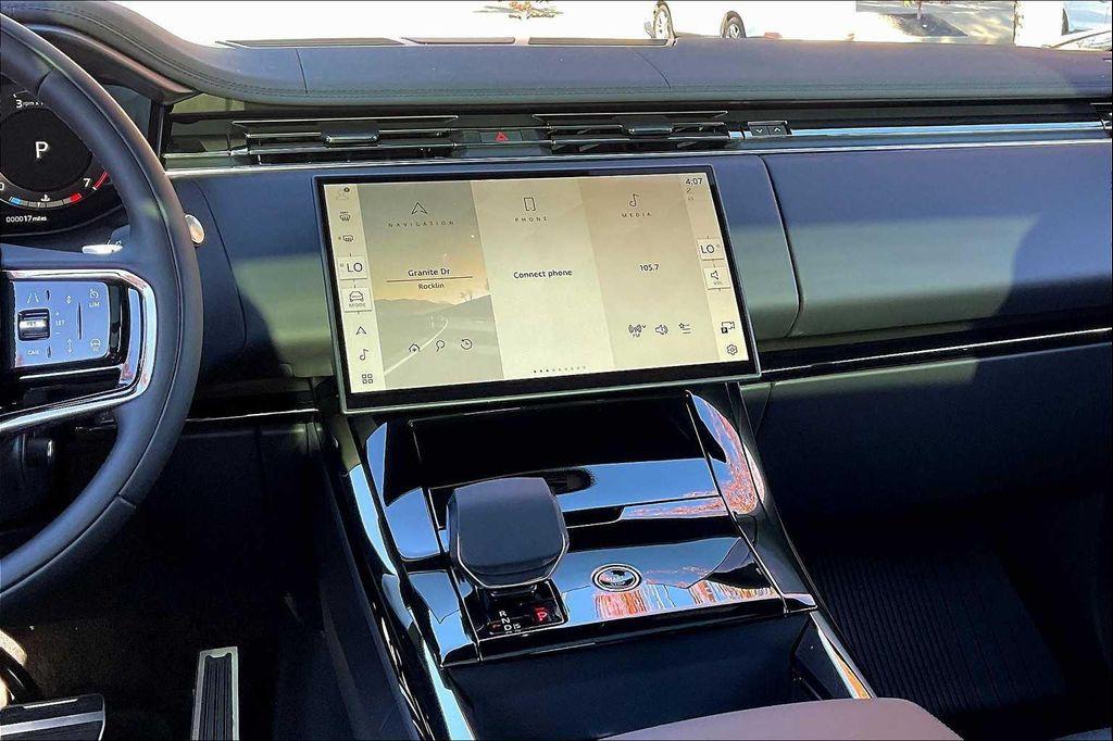 new 2025 Land Rover Range Rover Sport car, priced at $102,195