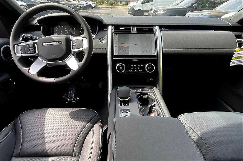 new 2025 Land Rover Discovery car, priced at $70,193