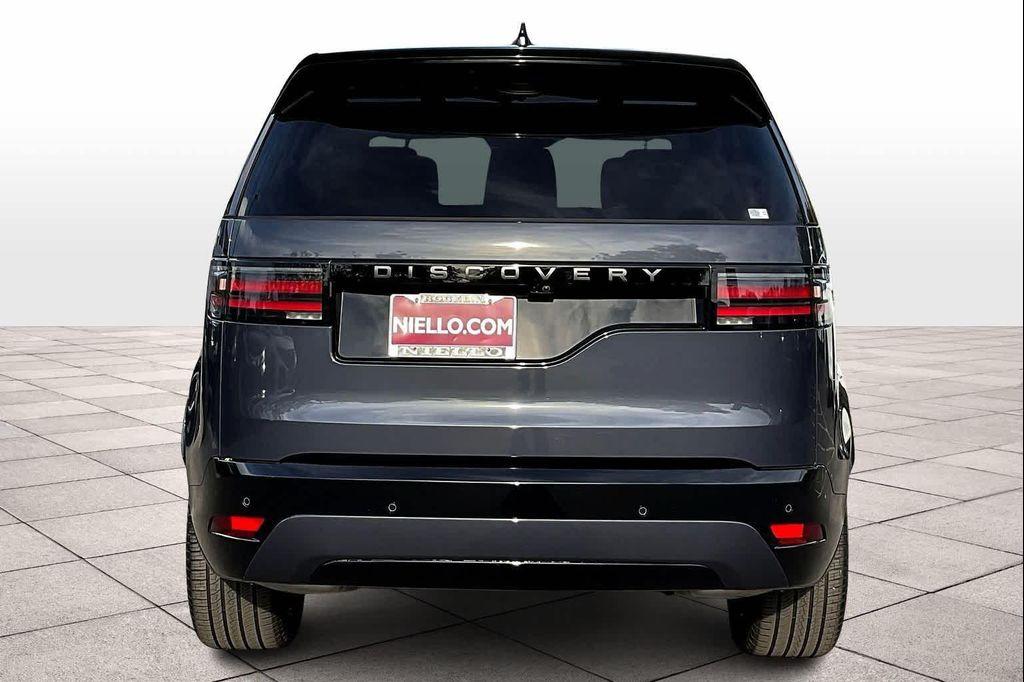 used 2025 Land Rover Discovery car, priced at $59,798