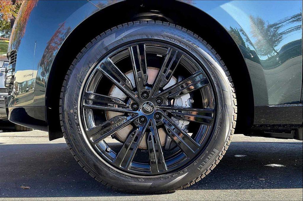 new 2025 Land Rover Range Rover car, priced at $131,255