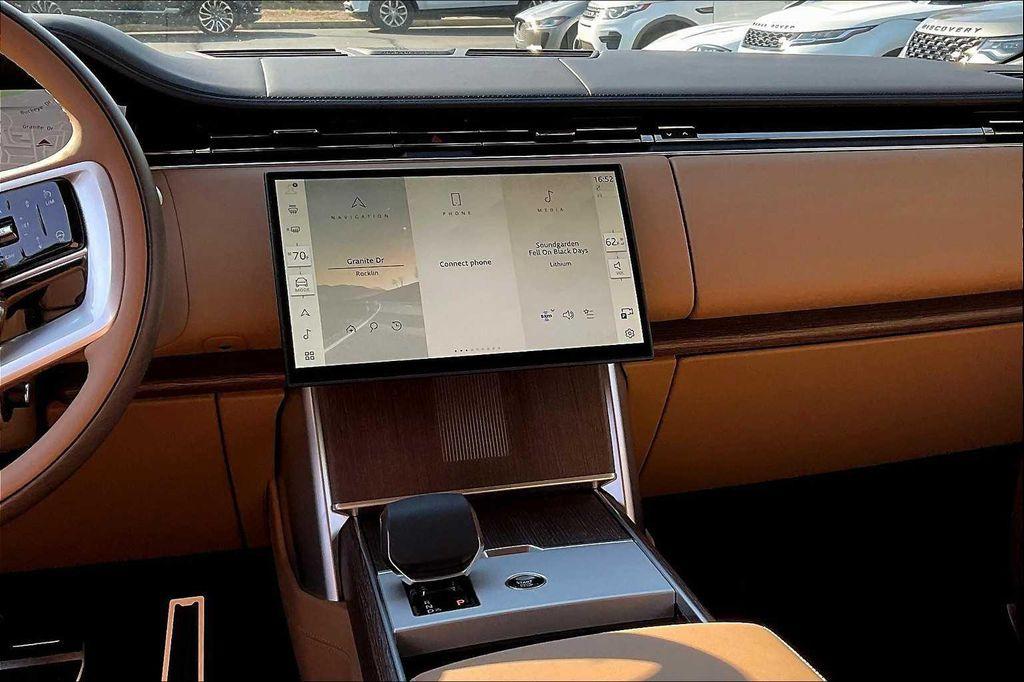 new 2025 Land Rover Range Rover car, priced at $173,900