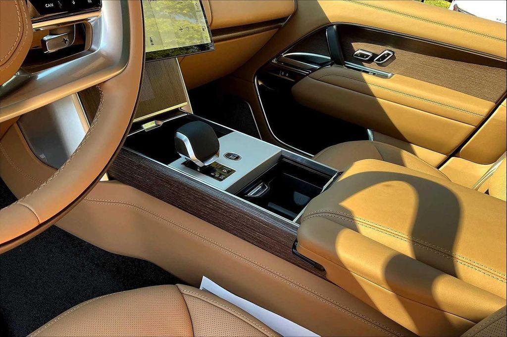 new 2025 Land Rover Range Rover car, priced at $173,900