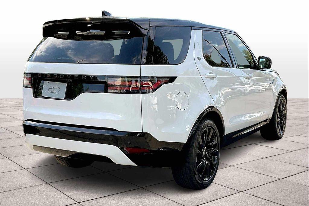 new 2025 Land Rover Discovery car, priced at $69,003