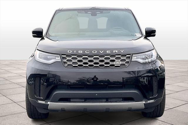 new 2025 Land Rover Discovery car, priced at $70,168