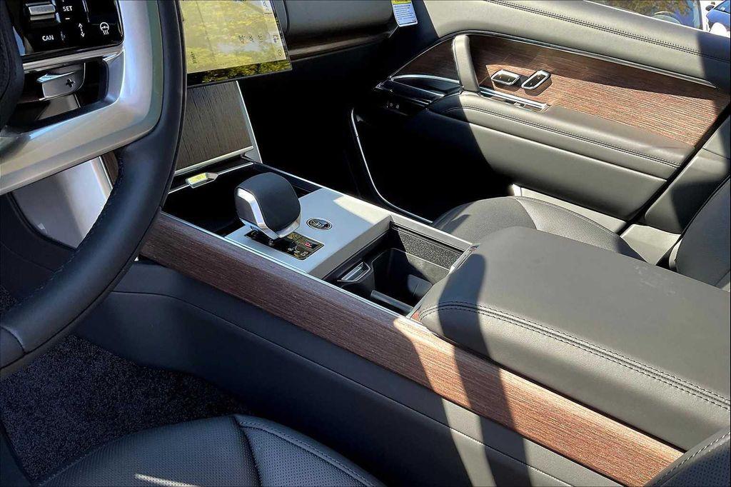 new 2025 Land Rover Range Rover car, priced at $116,955