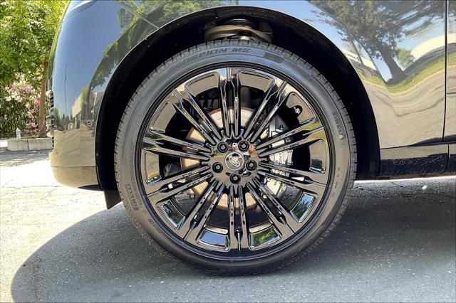 new 2025 Land Rover Range Rover car, priced at $124,110