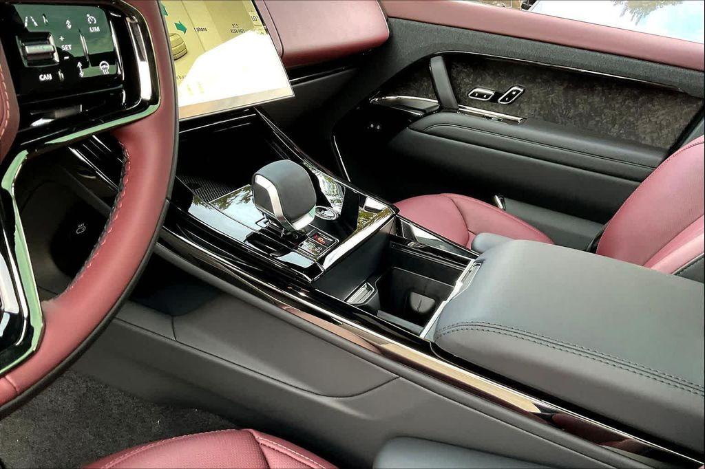 new 2025 Land Rover Range Rover Sport car, priced at $105,040