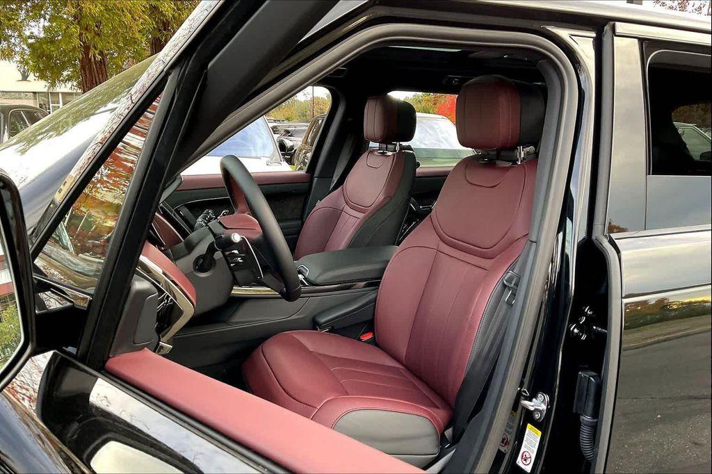 new 2025 Land Rover Range Rover Sport car, priced at $105,040