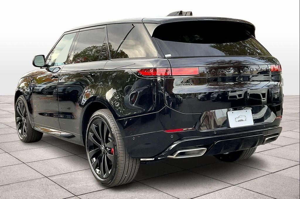 new 2025 Land Rover Range Rover Sport car, priced at $105,040