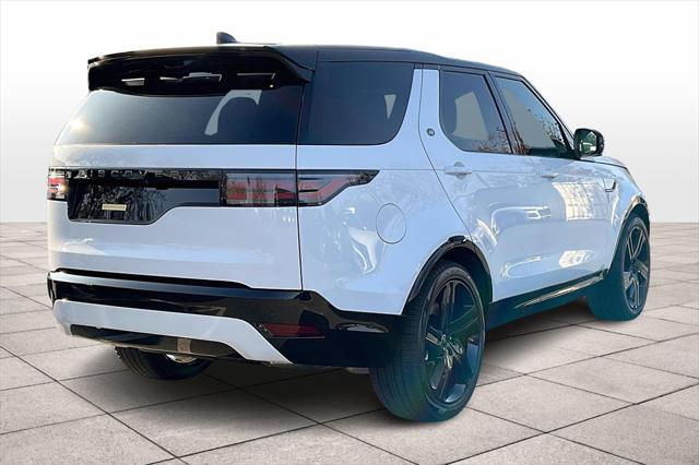 new 2025 Land Rover Discovery car, priced at $75,478