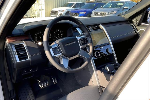 new 2025 Land Rover Discovery car, priced at $75,478