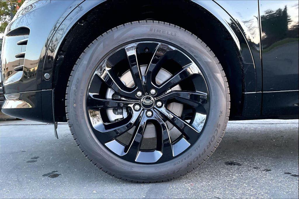 new 2025 Land Rover Discovery Sport car, priced at $58,118