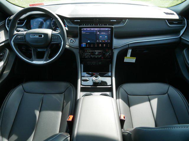 new 2025 Jeep Grand Cherokee car, priced at $48,354