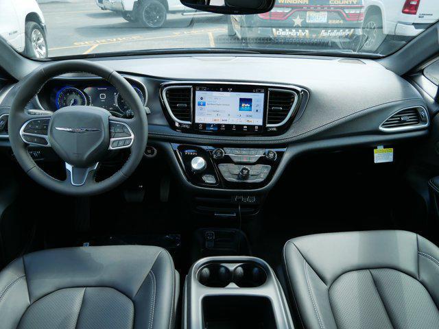 new 2025 Chrysler Pacifica car, priced at $40,845