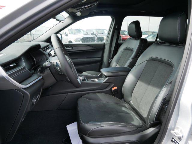 new 2025 Jeep Grand Cherokee L car, priced at $43,092