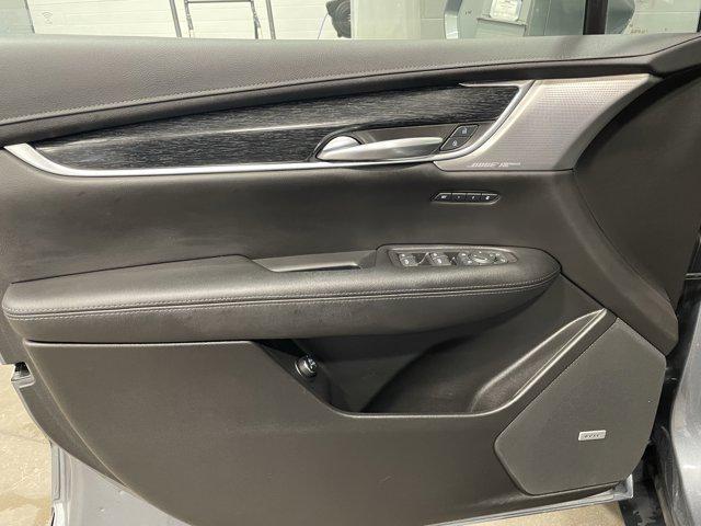 used 2020 Cadillac XT5 car, priced at $21,500