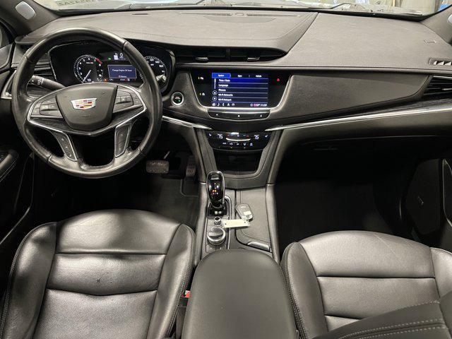 used 2020 Cadillac XT5 car, priced at $21,500