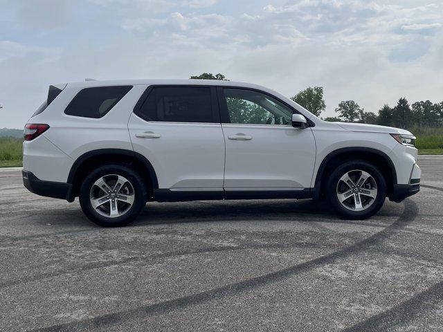used 2025 Honda Pilot car, priced at $39,500