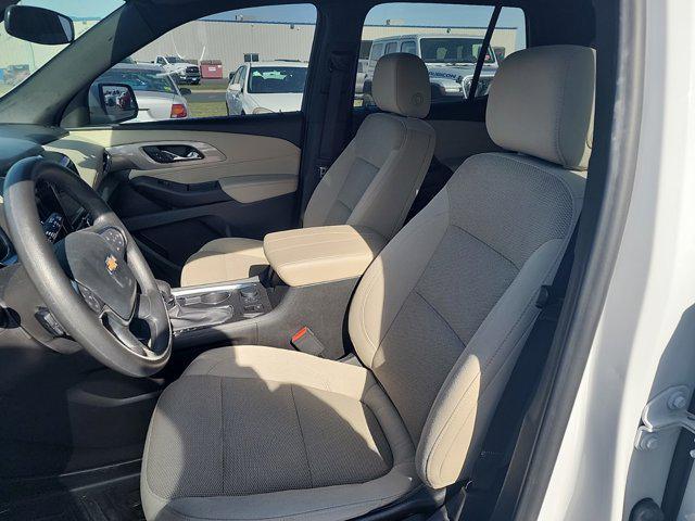 used 2023 Chevrolet Traverse car, priced at $26,900