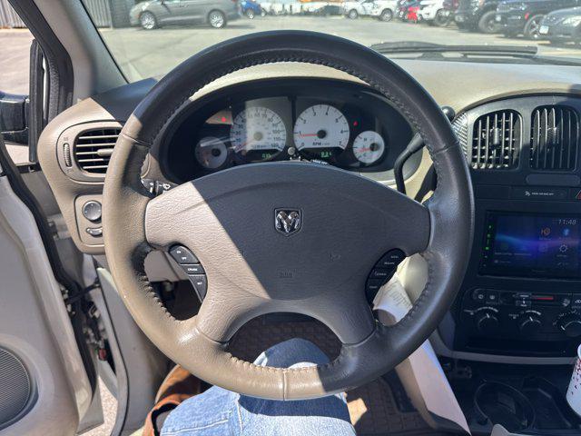 used 2006 Dodge Grand Caravan car, priced at $9,500