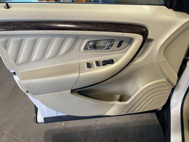 used 2015 Ford Taurus car, priced at $7,200