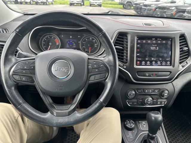 used 2019 Jeep Cherokee car