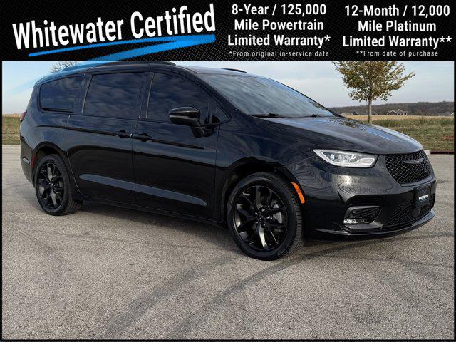 used 2023 Chrysler Pacifica car, priced at $31,000