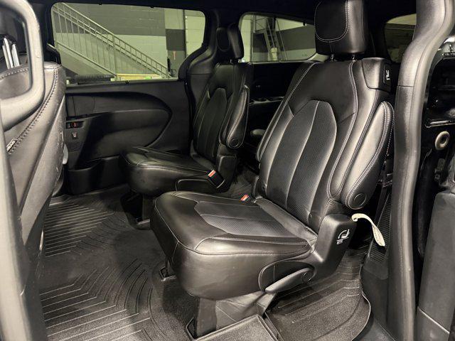 used 2023 Chrysler Pacifica car, priced at $31,000