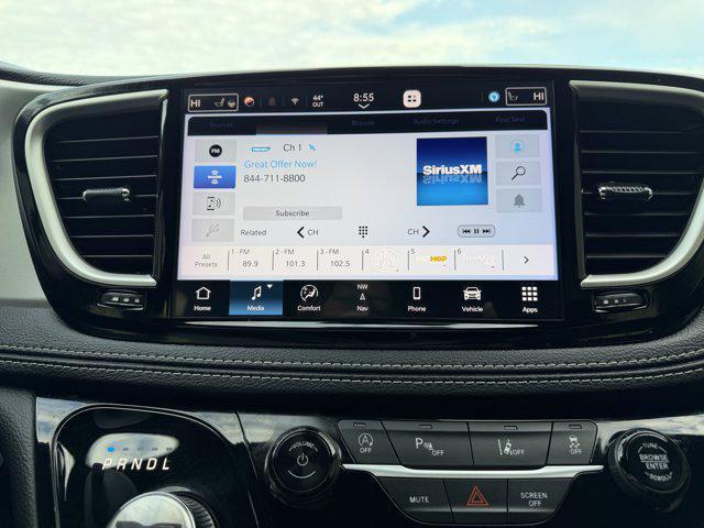 used 2023 Chrysler Pacifica car, priced at $31,000