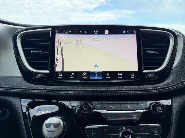 used 2023 Chrysler Pacifica car, priced at $31,000