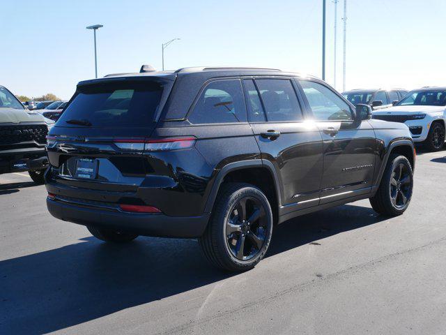 new 2025 Jeep Grand Cherokee car, priced at $49,370