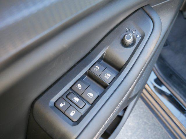 new 2025 Jeep Grand Cherokee car, priced at $49,370