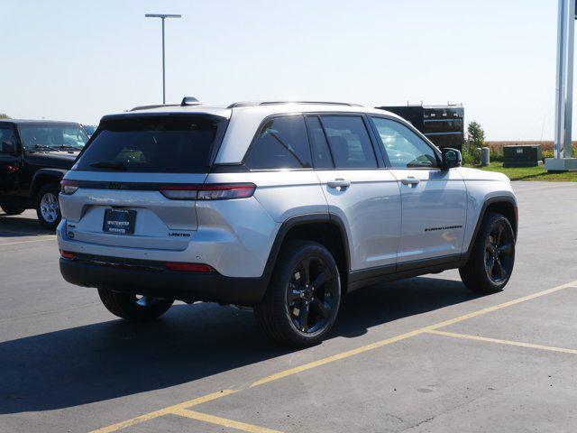 new 2025 Jeep Grand Cherokee car, priced at $45,195