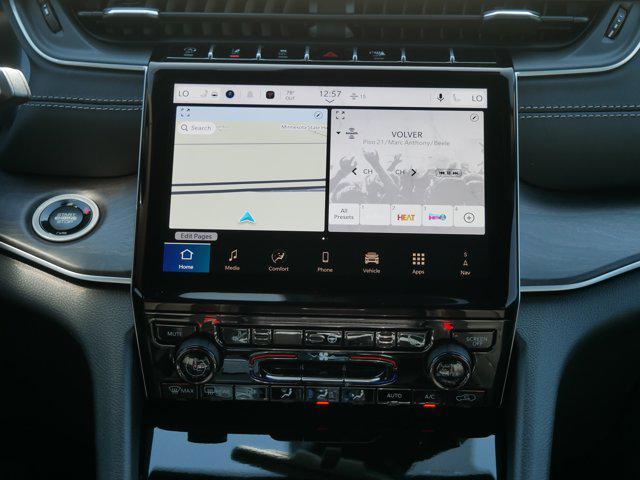 new 2025 Jeep Grand Cherokee car, priced at $45,195