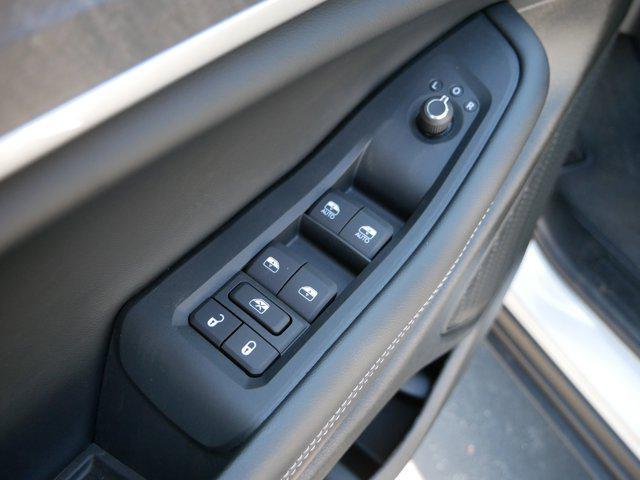 new 2025 Jeep Grand Cherokee car, priced at $45,195