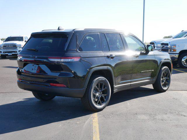 new 2025 Jeep Grand Cherokee car, priced at $42,479