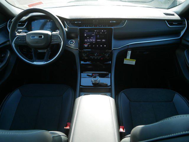 new 2025 Jeep Grand Cherokee car, priced at $42,479