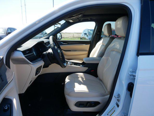 new 2025 Jeep Grand Cherokee L car, priced at $47,361
