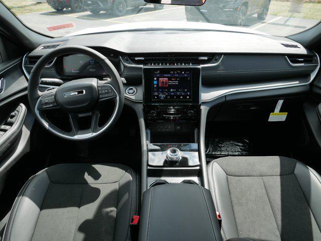 new 2025 Jeep Grand Cherokee L car, priced at $44,730