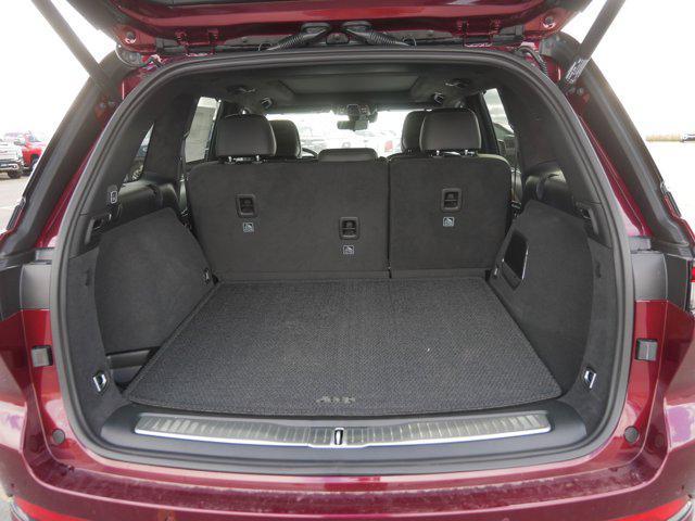 new 2025 Jeep Grand Cherokee car, priced at $65,373